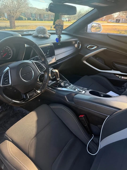 2017 Chevrolet Camaro 6th Gen - Image 5 of 8