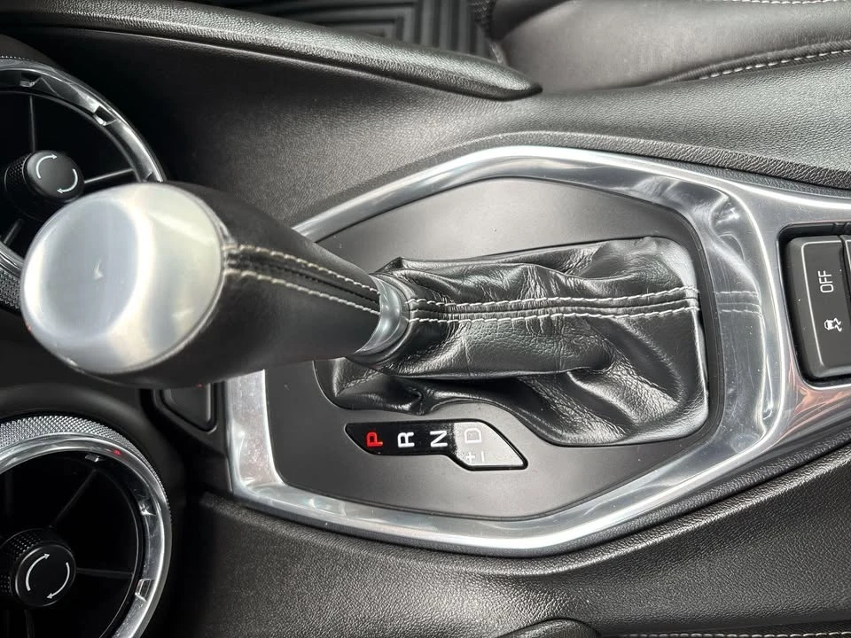2017 Chevrolet Camaro 6th Gen - Image 13 of 17
