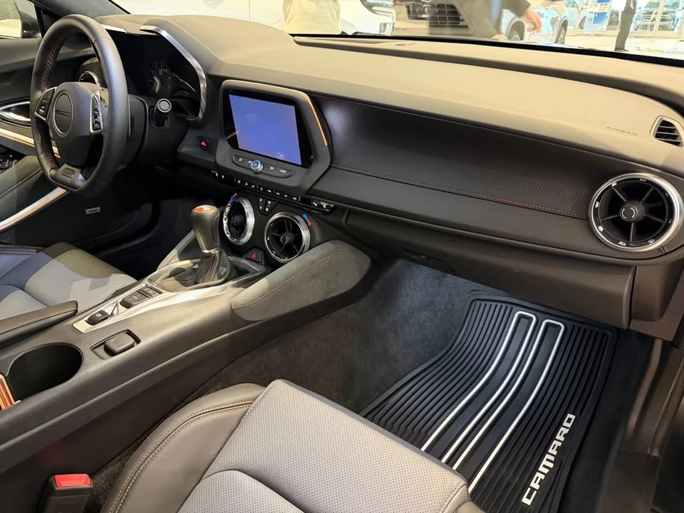 2017 Chevrolet Camaro SS 6th Gen - Image 11 of 16