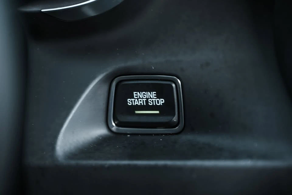 2017 Chevrolet Camaro 6th Gen - Image 16 of 20
