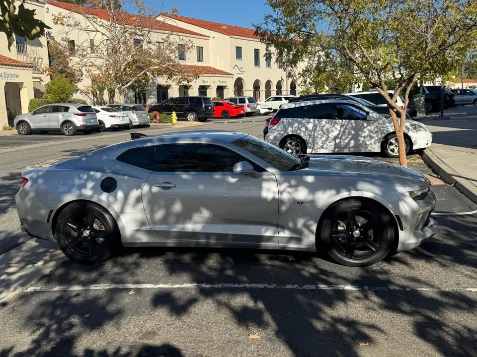 2017 Chevrolet Camaro 6th Gen - Image 6 of 10