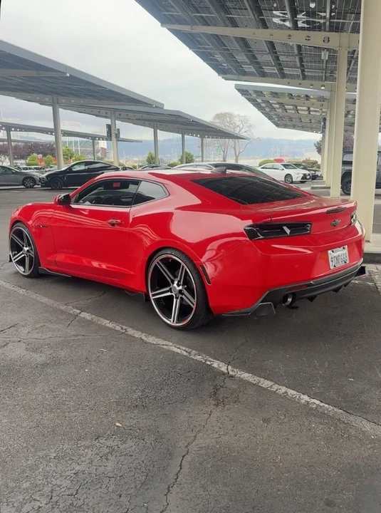 2017 Chevrolet Camaro 6th Gen - Image 6 of 14