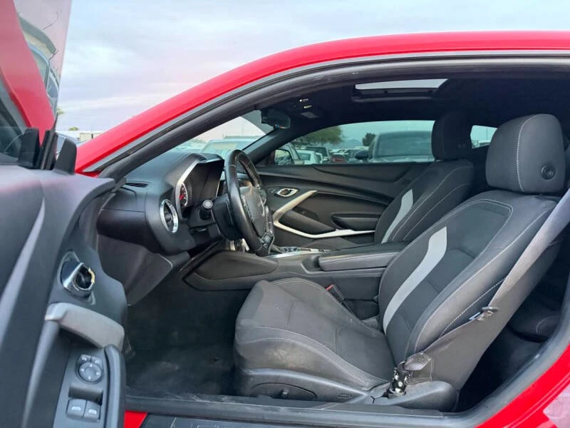 2017 Chevrolet Camaro 6th Gen - Image 8 of 12
