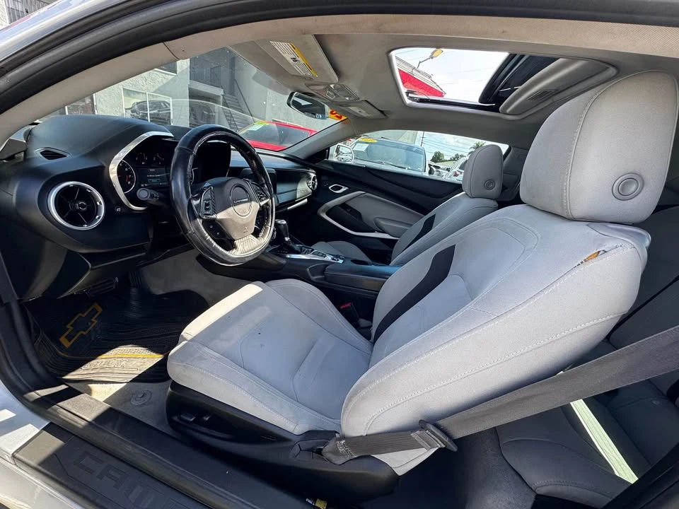 2017 Chevrolet Camaro 6th Gen - Image 8 of 17