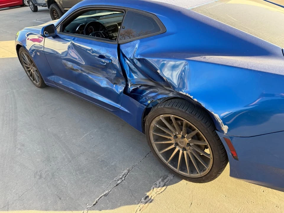 2017 Chevrolet Camaro 6th Gen - Image 5 of 8