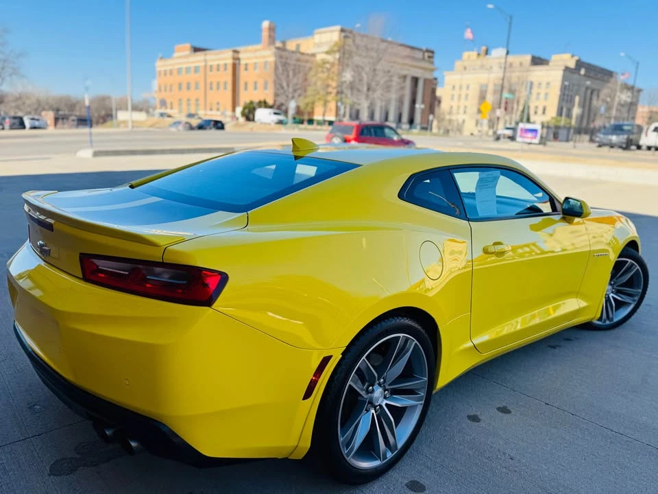 2017 Chevrolet Camaro 6th Gen - Image 5 of 10