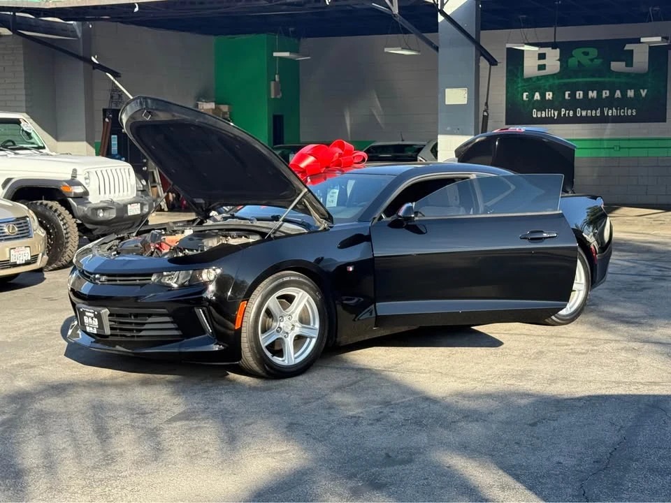 2017 Chevrolet Camaro 6th Gen - Image 10 of 20