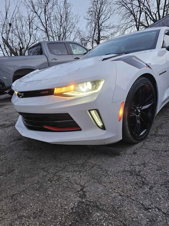 2017 Chevrolet Camaro 6th Gen - Image 14 of 17
