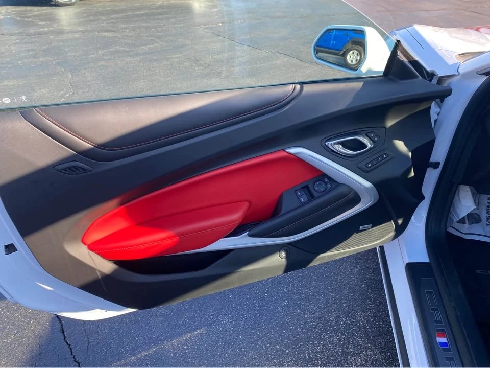 2017 Chevrolet Camaro 6th Gen - Image 9 of 17