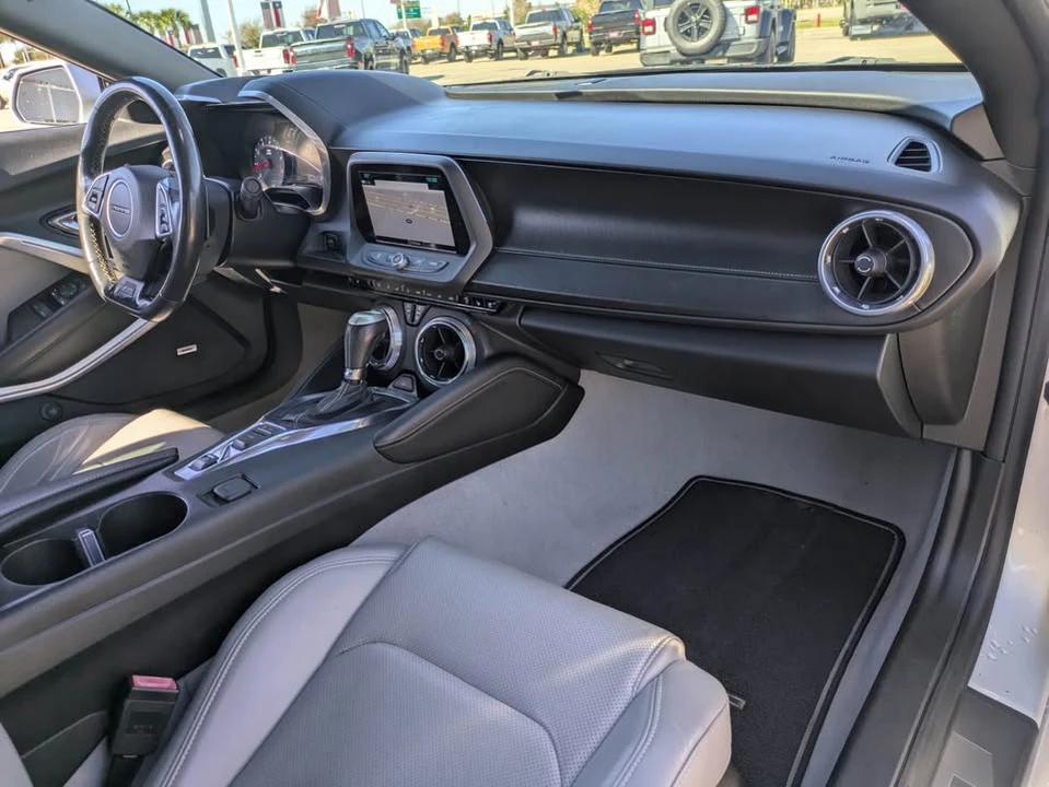 2017 Chevrolet Camaro SS 6th Gen - Image 15 of 19
