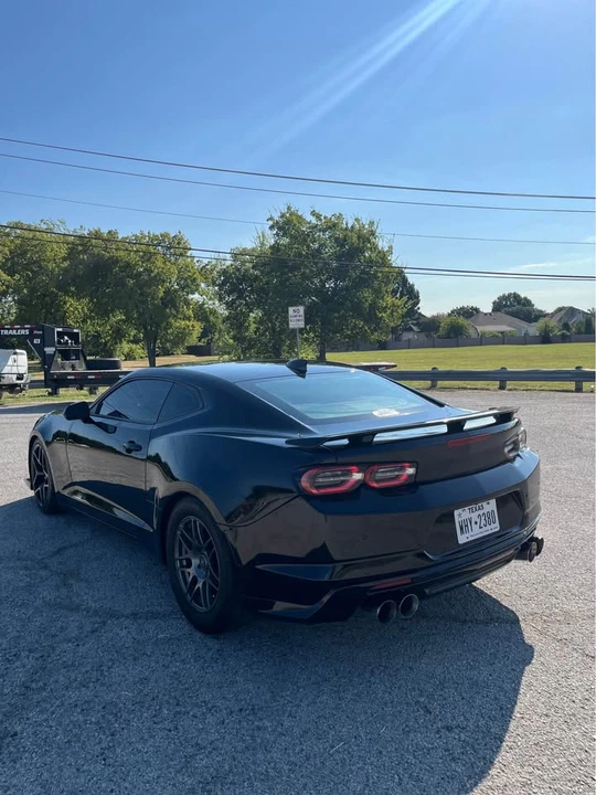2017 Chevrolet Camaro SS 6th Gen - Image 2 of 9