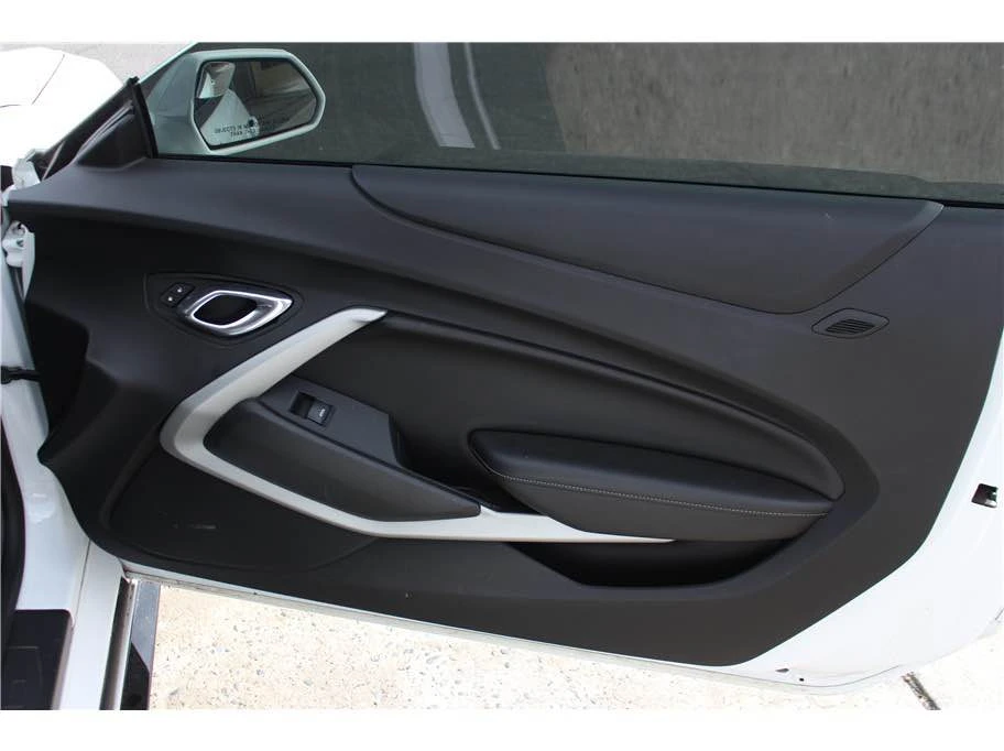 2017 Chevrolet Camaro SS 6th Gen - Image 15 of 17