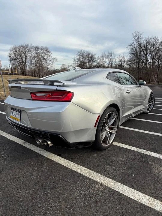 2017 Chevrolet Camaro SS 6th Gen - Image 5 of 11
