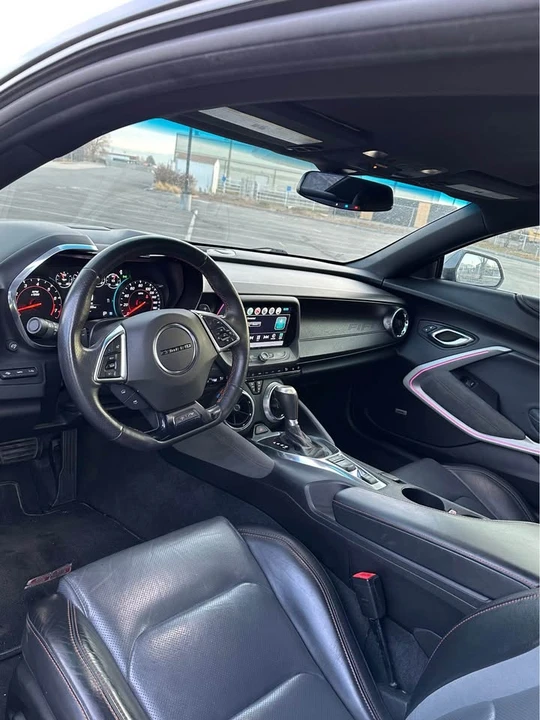 2017 Chevrolet Camaro SS 6th Gen - Image 11 of 19