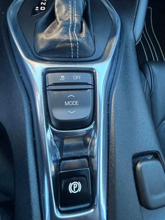 2017 Chevrolet Camaro 6th Gen - Image 6 of 9