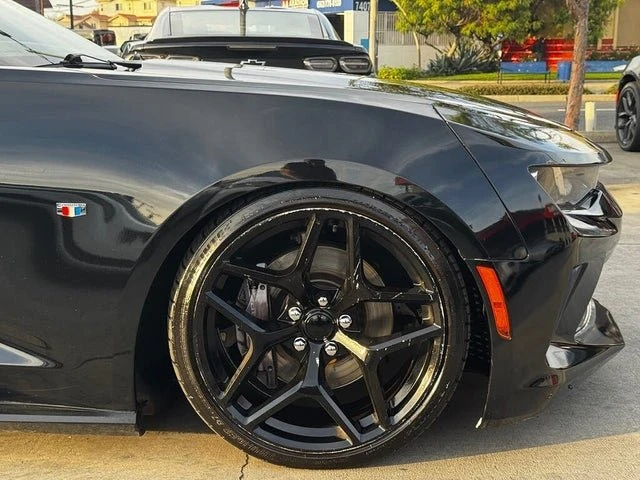 2017 Chevrolet Camaro 6th Gen - Image 6 of 12