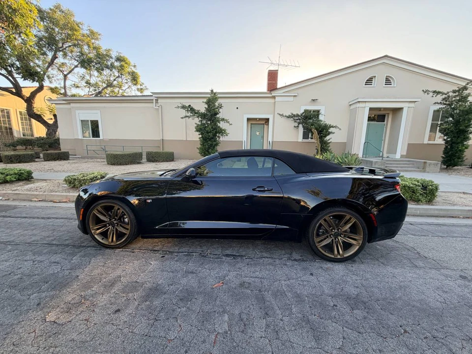 2017 Chevrolet Camaro 6th Gen - Image 8 of 16