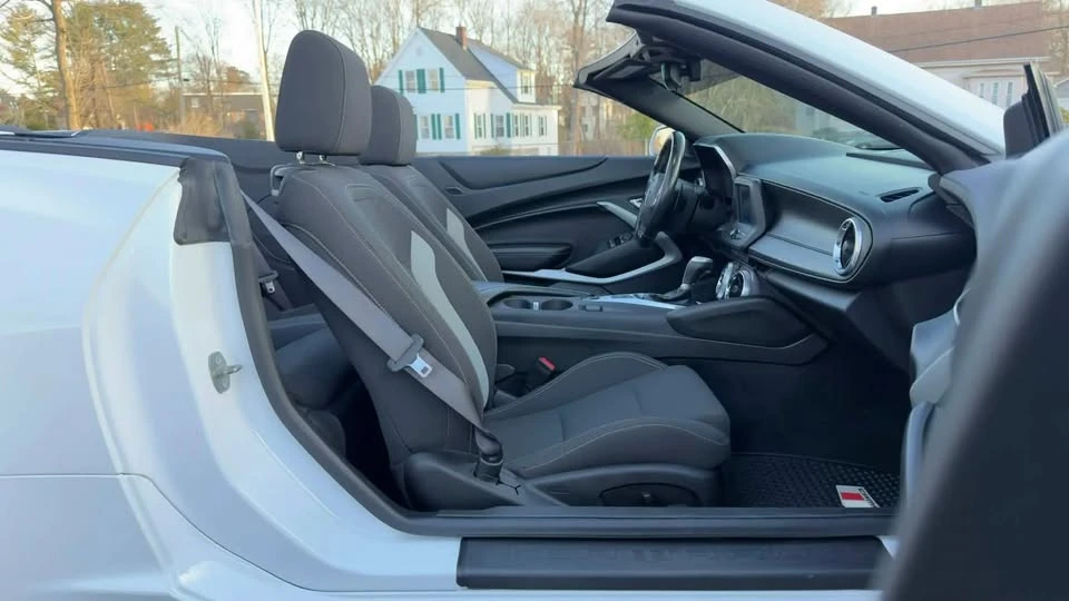 2017 Chevrolet Camaro 6th Gen - Image 5 of 17