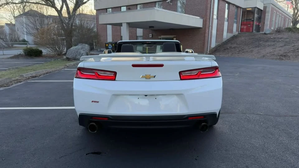 2017 Chevrolet Camaro 6th Gen - Image 9 of 17