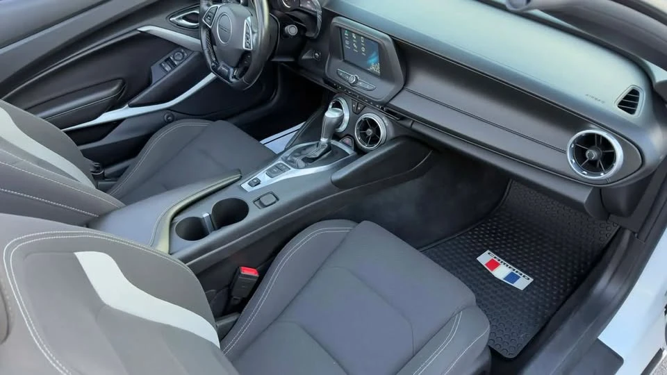 2017 Chevrolet Camaro 6th Gen - Image 6 of 17