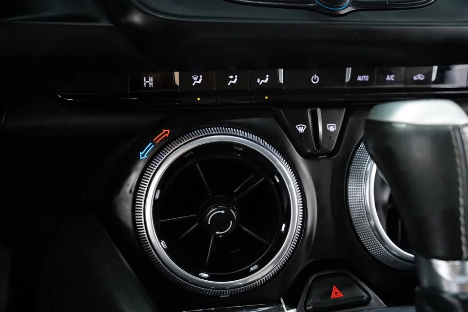 2017 Chevrolet Camaro 6th Gen - Image 14 of 20