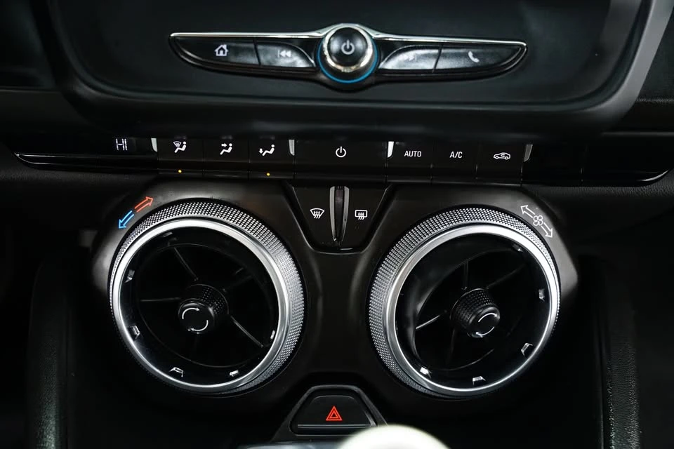 2017 Chevrolet Camaro 6th Gen - Image 15 of 20