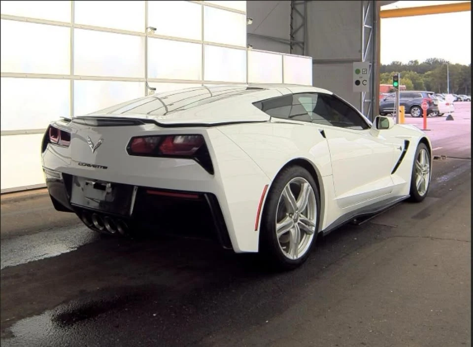 2017 Chevrolet Corvette C7 - Image 2 of 14