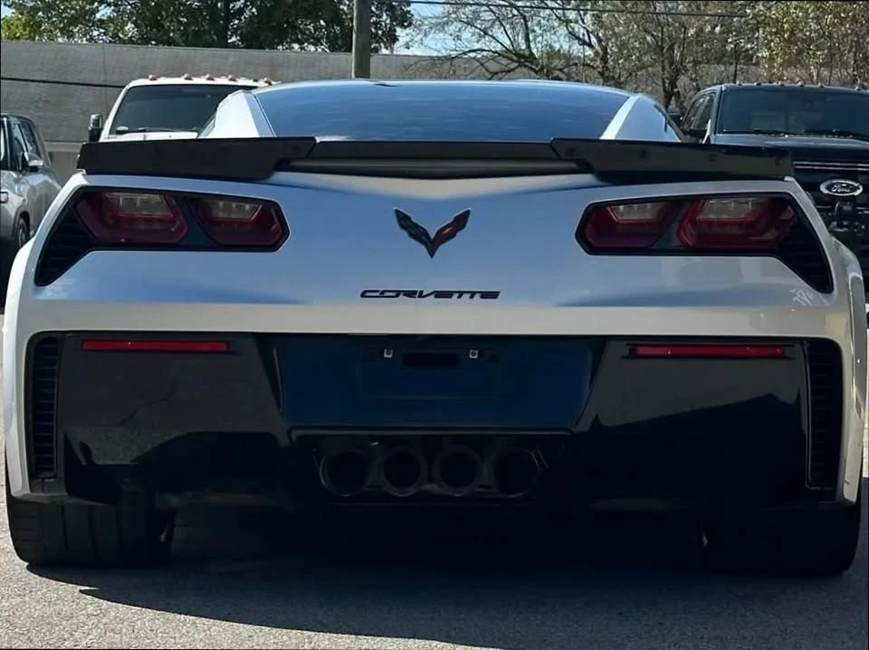2017 Chevrolet Corvette C7 - Image 8 of 17