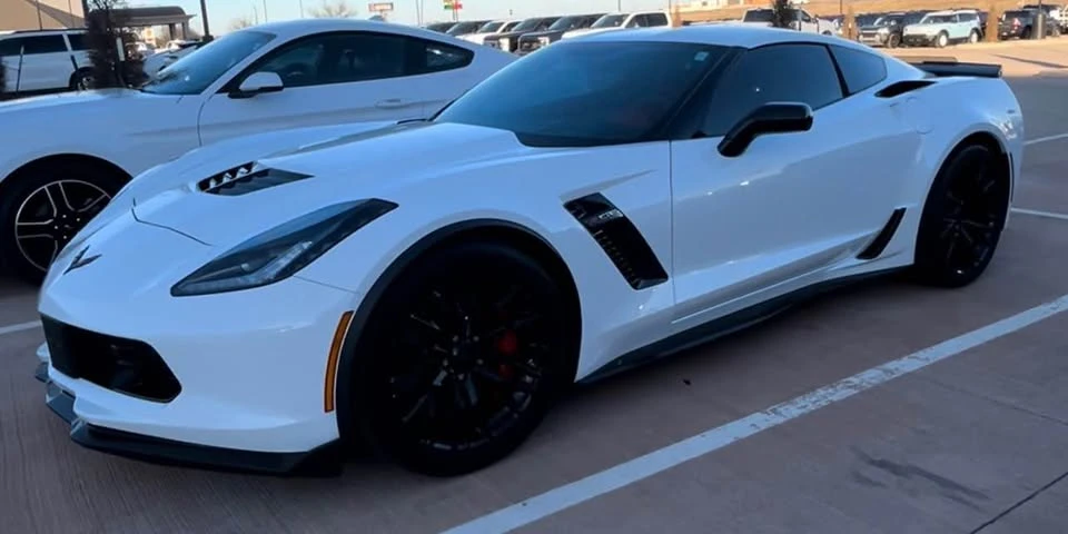 2017 Chevrolet Corvette C7 Z06 - Image 2 of 2