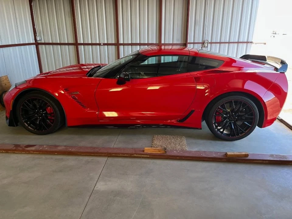 2017 Chevrolet Corvette C7 Z06 - Image 2 of 16