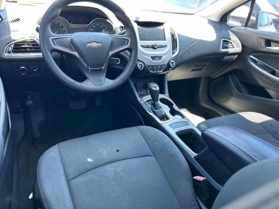 2017 Chevrolet Cruze - Image 8 of 8