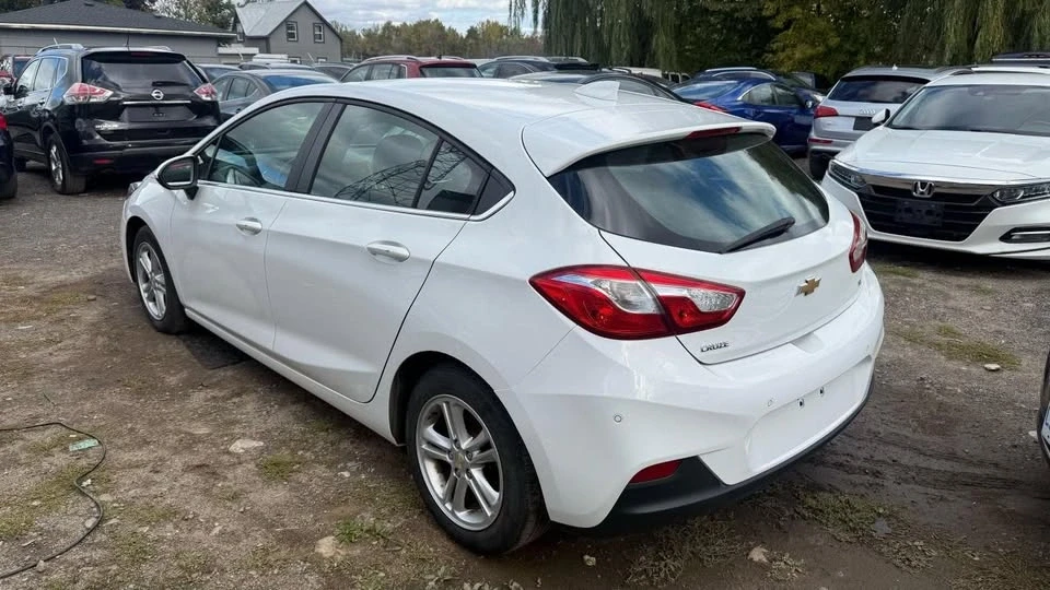 2017 Chevrolet Cruze - Image 3 of 20