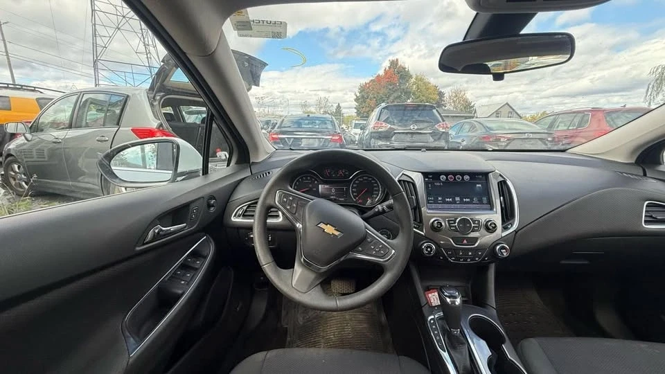 2017 Chevrolet Cruze - Image 13 of 20