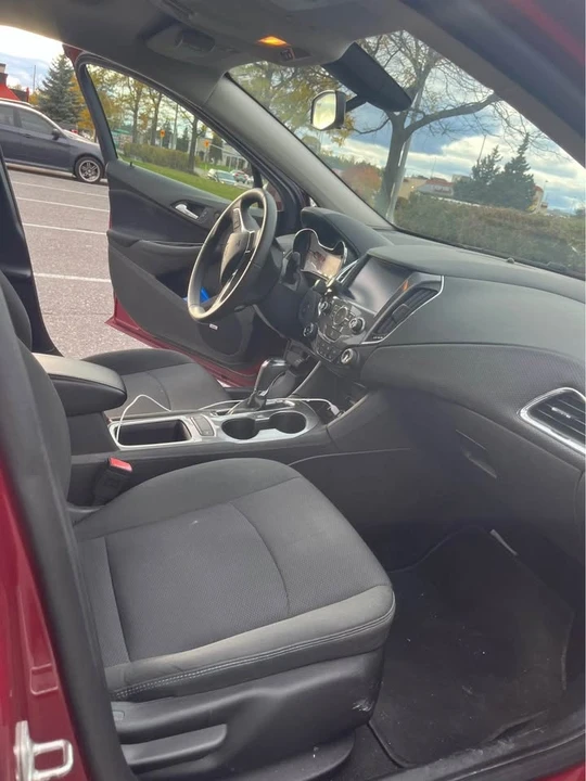 2017 Chevrolet Cruze - Image 6 of 9