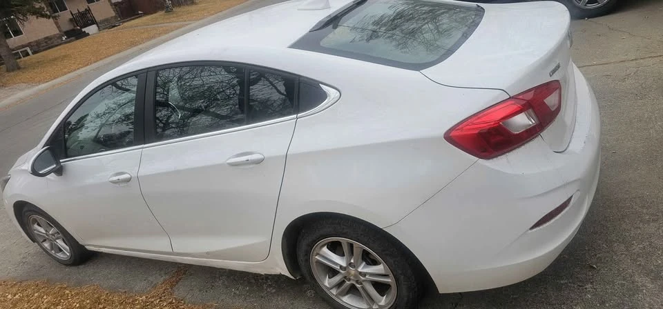 2017 Chevrolet Cruze - Image 3 of 5