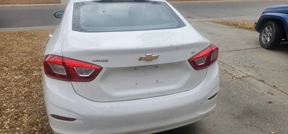 2017 Chevrolet Cruze - Image 5 of 5