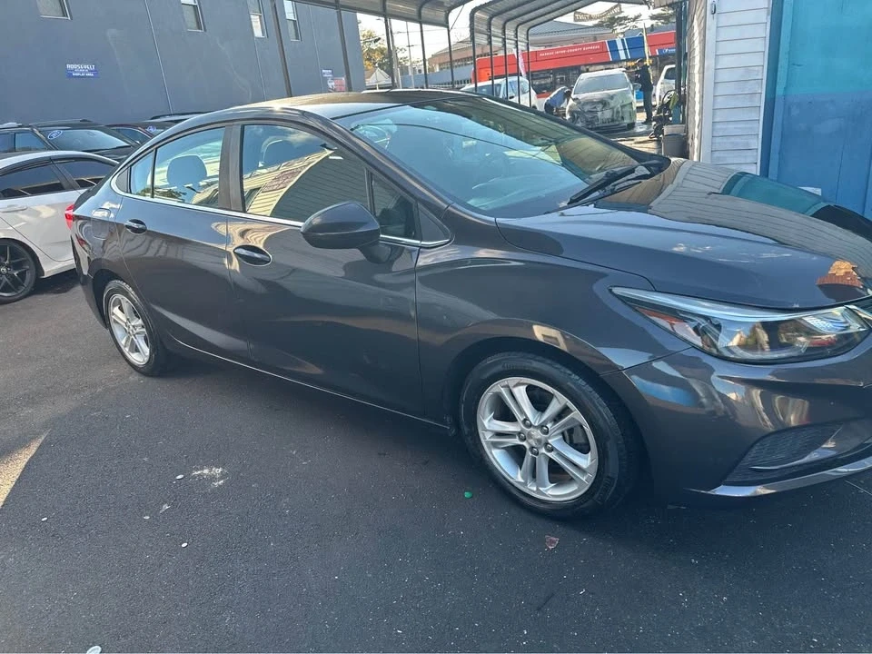 2017 Chevrolet Cruze - Image 17 of 19
