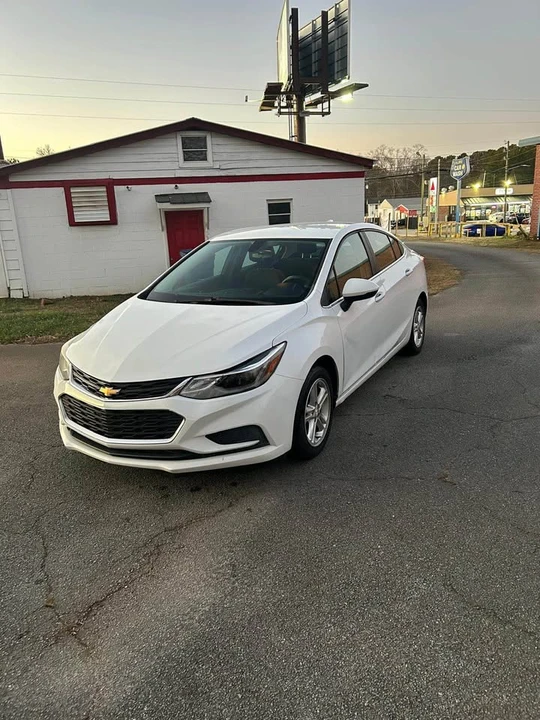 2017 Chevrolet Cruze - Image 3 of 7