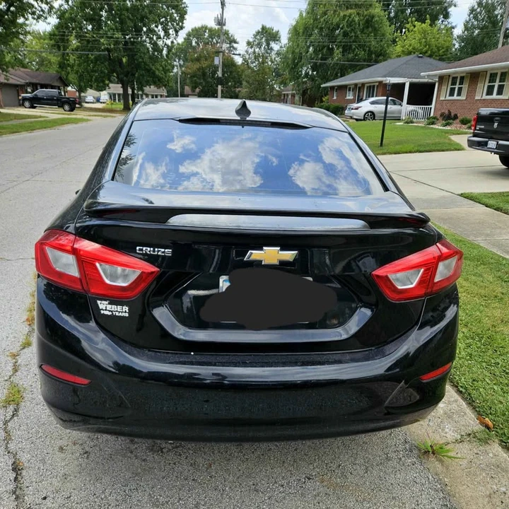 2017 Chevrolet Cruze - Image 4 of 9