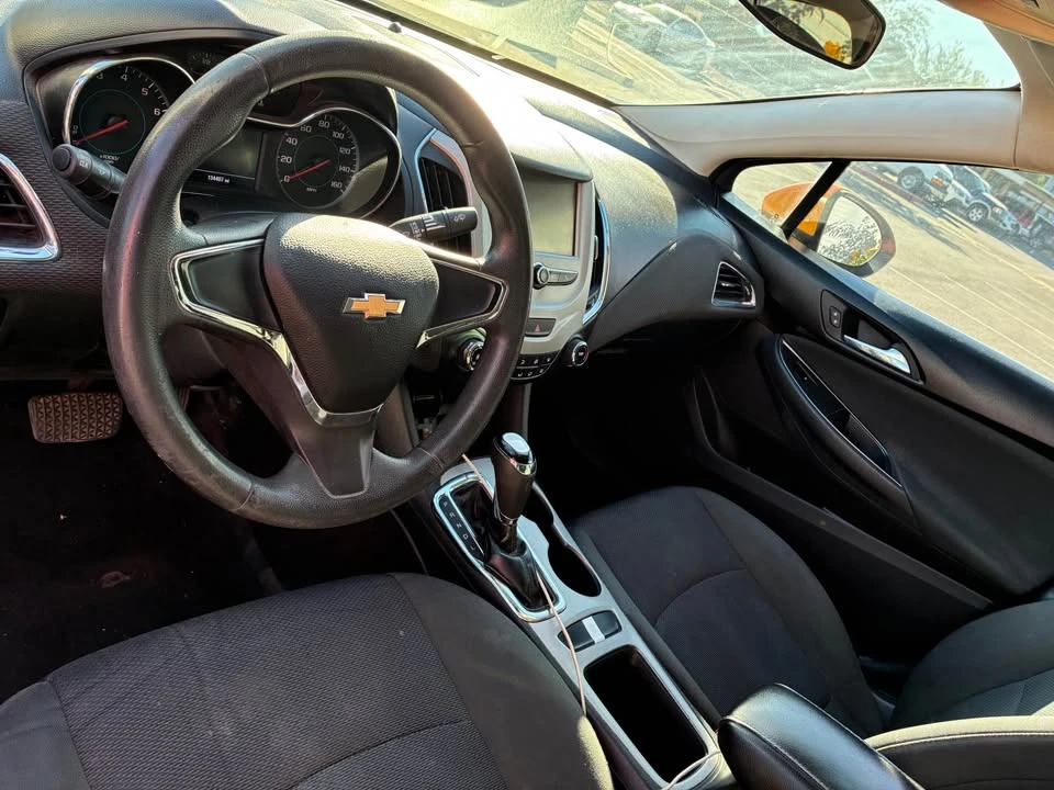 2017 Chevrolet Cruze - Image 5 of 16