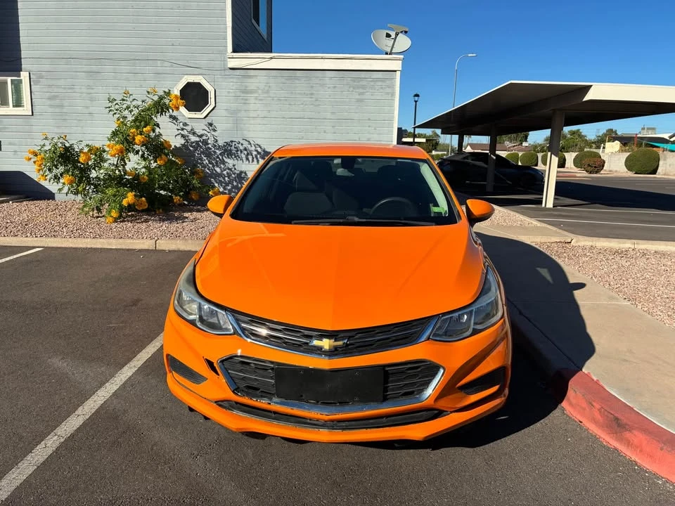 2017 Chevrolet Cruze - Image 2 of 14