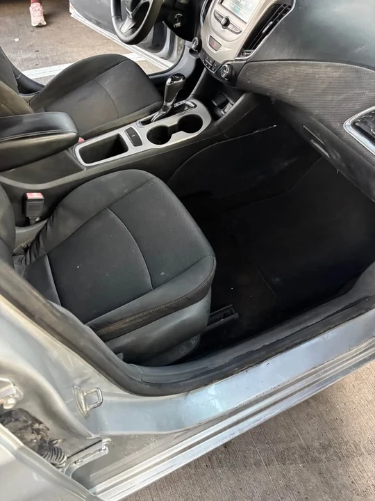 2017 Chevrolet Cruze - Image 5 of 5