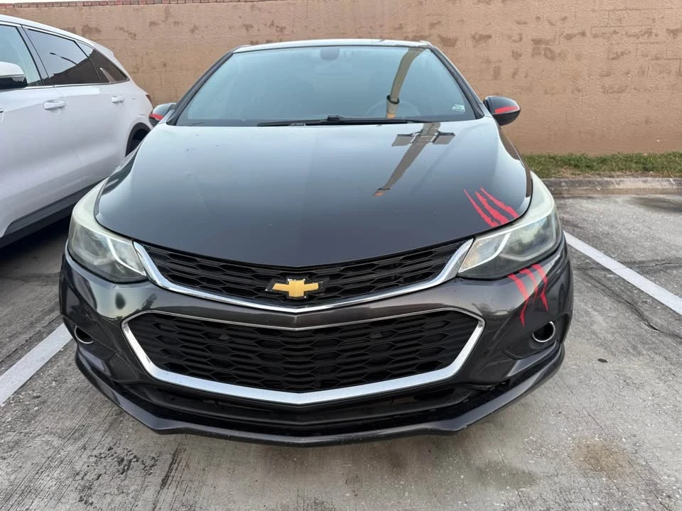 2017 Chevrolet Cruze - Image 2 of 7