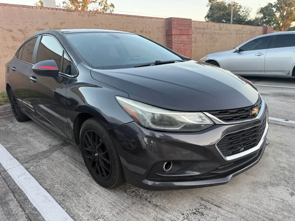 2017 Chevrolet Cruze - Image 3 of 7