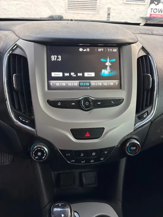 2017 Chevrolet Cruze - Image 3 of 5