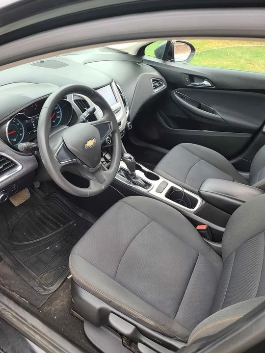 2017 Chevrolet Cruze - Image 12 of 15