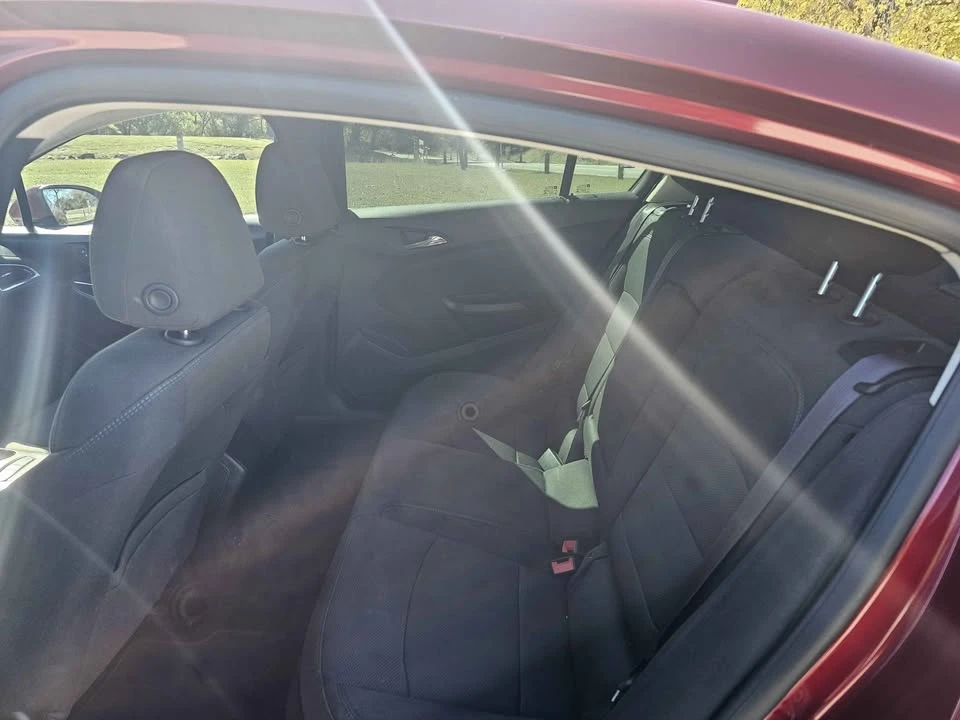 2017 Chevrolet Cruze - Image 4 of 9