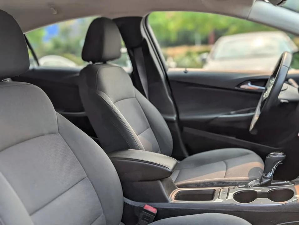 2017 Chevrolet Cruze - Image 18 of 20
