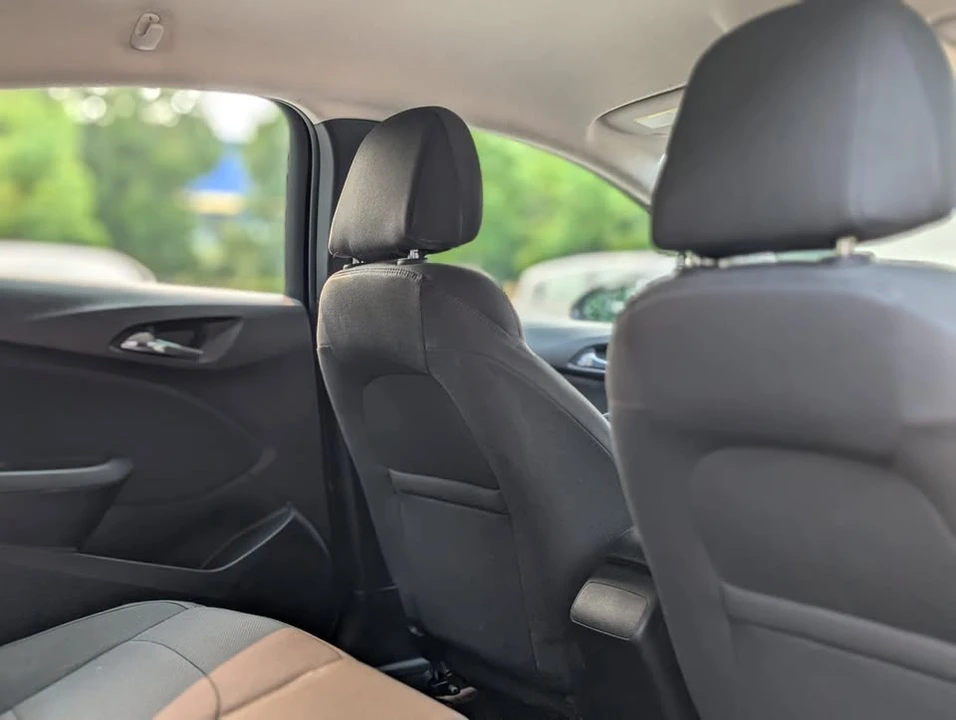 2017 Chevrolet Cruze - Image 9 of 20
