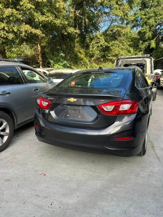 2017 Chevrolet Cruze - Image 4 of 7